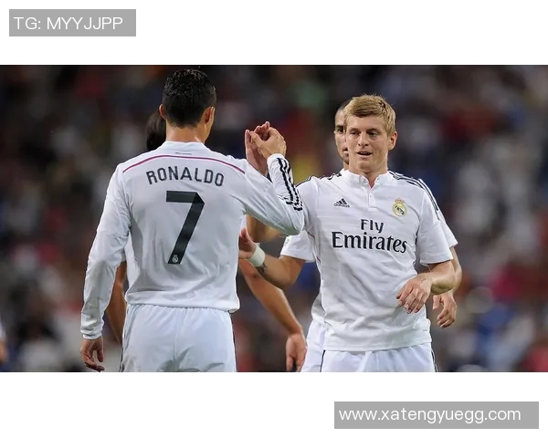 克罗斯在足球世界的传奇之路与他对球队的深远影响分析