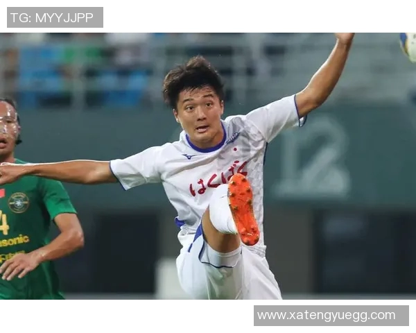 甲府风林迎战横滨展现实力争夺胜利的激烈对决 甲府风林迎战横滨展现实力争夺胜利的激烈对决