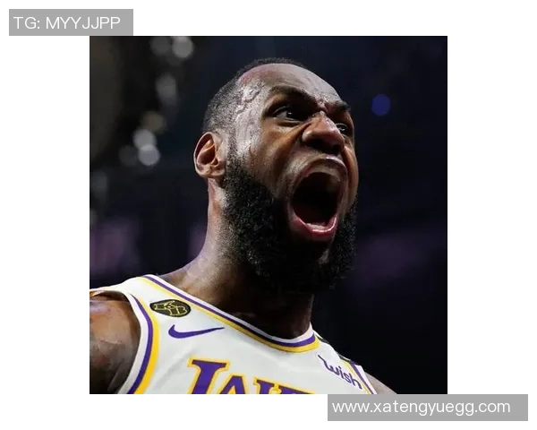 詹姆斯：篮球传奇的崛起与辉煌成就背后的故事与启示