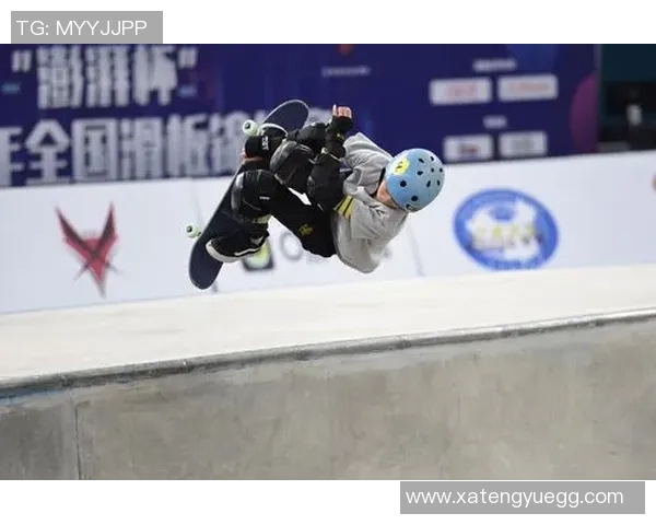 重庆街舞队在滑板精英赛中以95分稳居积分榜首位