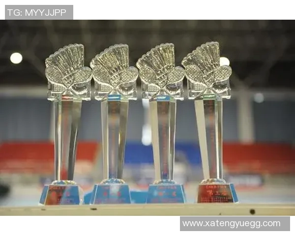 重庆羽毛球队与成都羽毛球队赛后复盘分析意识与战术的较量与启示